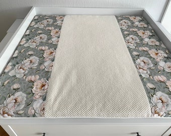 White Changing pad with roses, Wrapping pad, Floral changing pad, Frottee changing pad 75 x 75 cm