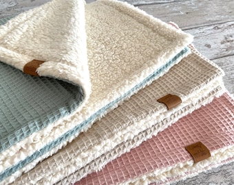 Baby blanket 70x100 cm, Waffle Pique blanket, Cuddly kids blanket, blanket for toddler, Blanket for Stroller
