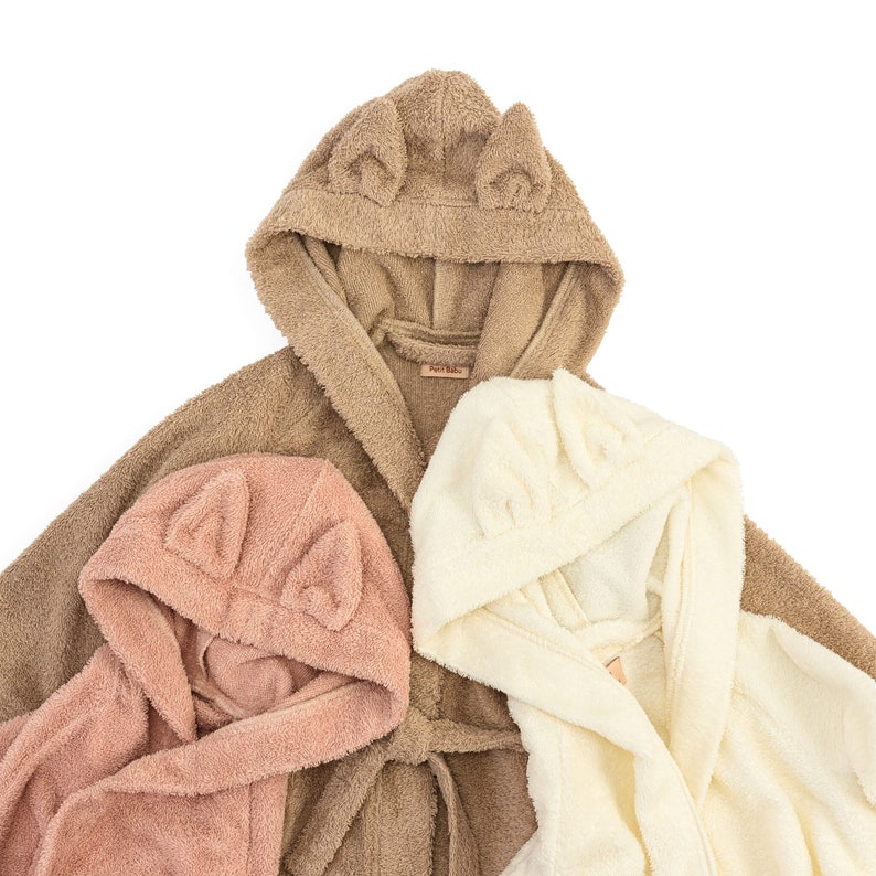 Bathrobe for kids, baby bathrobe, pink hooded bathrobe image 3