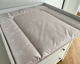 Wasserabweisende Wickelauflage Daisy, Skötunderlägg med blommor, Vattenavvisande skötunderlägg