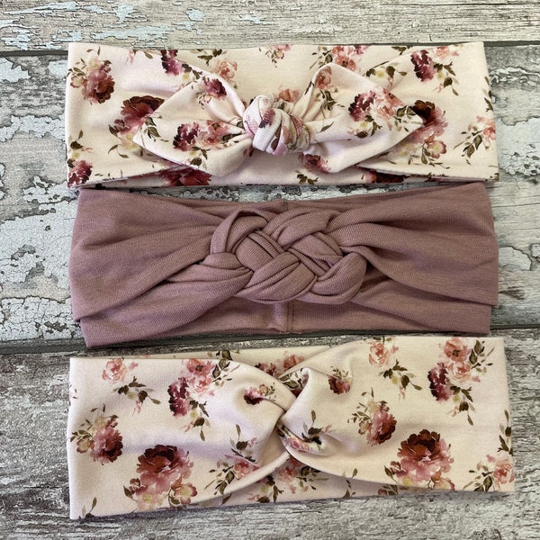 Mauve und blumige Baby-Stirnbänder, Blumen gedrehtes und malvenfarbenes Seemannsknoten-Stirnband, Kleinkind-Stirnband, Neugeborenen-Mädchen Geschenk