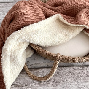 Knit Baby blanket 70x100 cm, Cuddly blanket for toddler, Blanket for Stroller