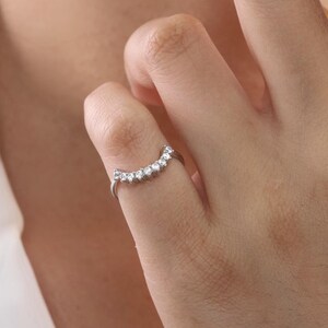14k Gold Diamond Curved Wedding Band: Prong Set Crown Ring