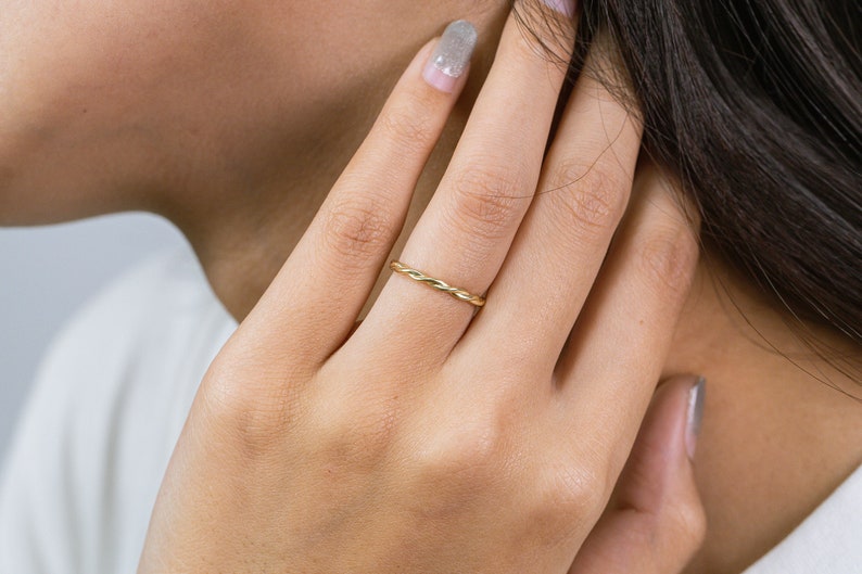 Twisted Skinny Wedding Band, 14k Solid Gold Stackable Twist Ring, Classic Twisted Plain Stacking Ring, Dainty Twist Ring image 7