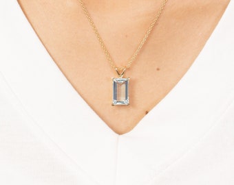 Emerald Cut Aquamarine Necklace, March Birthstone Gifts, Aquamarine Solitaire Pendant Necklace, Anniversary Necklace
