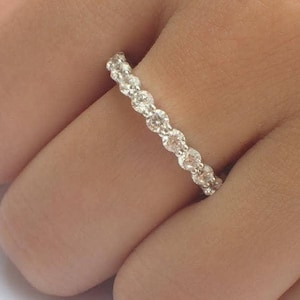 2.0mm Shared Prong Ring, Full Eternity Diamond Wedding Band, 14k Solid Gold Shared Prong Ring, Delicate Stackable Band