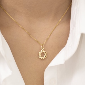Star Pendant Necklace, 14k Solid Gold Star Choker Pendant Necklace, Minimalist Necklace, Anniversary Gifts