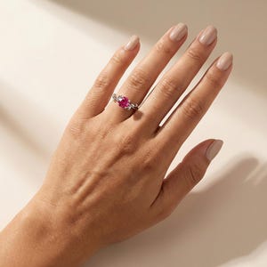 0,8 kt robijnen ring, vintage ronde robijn ring, op de natuur geïnspireerde wijnstok stapelring, ring geboortesteen juli afbeelding 9