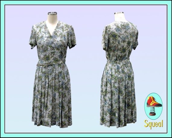 Vintage 1940s Dress Floral Rayon Dress - image 1
