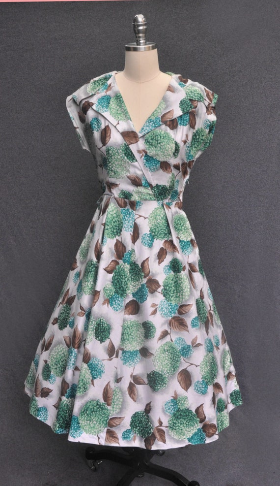 1950s Black Strapless Hydrangea Print Dress | XS