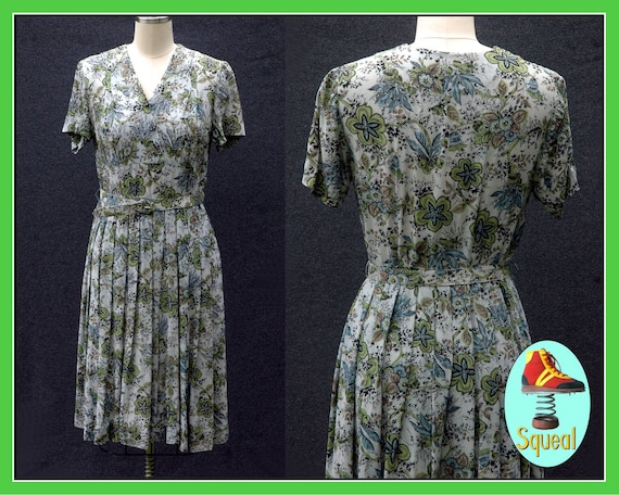 Vintage 1940s Floral Rayon Dress