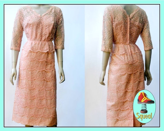 Vintage 1950s Tiered Lace Dress (Med)