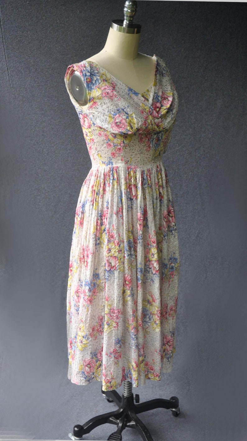 Vintage 1950s Dress Floral Tea Dress image 6