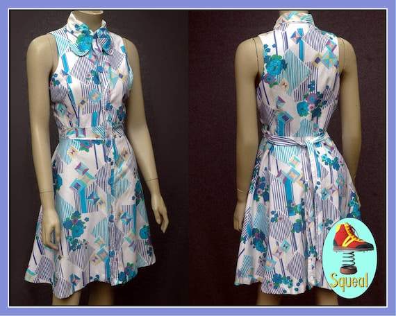 Vintage 1970s Blue Floral Cotton Dress