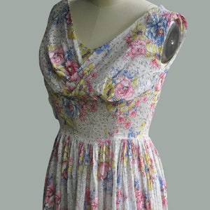 Vintage 1950s Dress Floral Tea Dress image 8