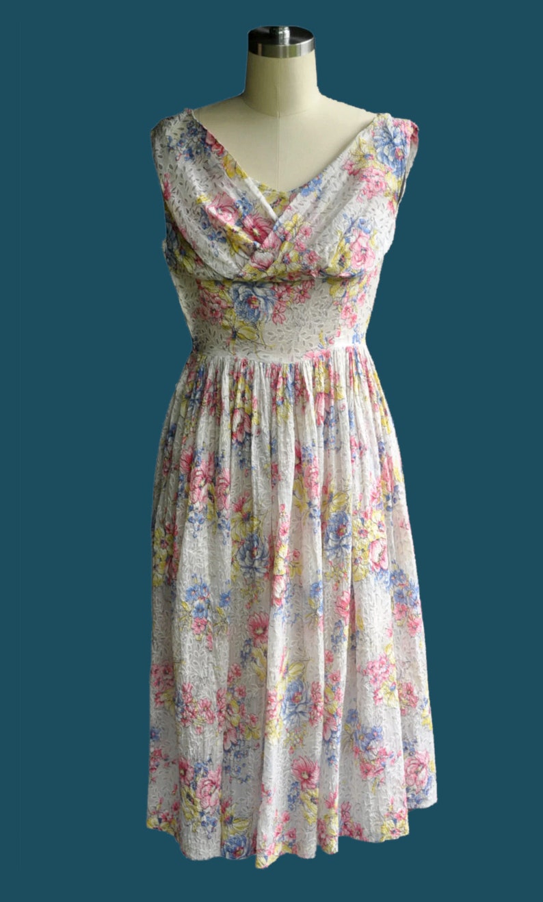 Vintage 1950s Dress Floral Tea Dress image 2
