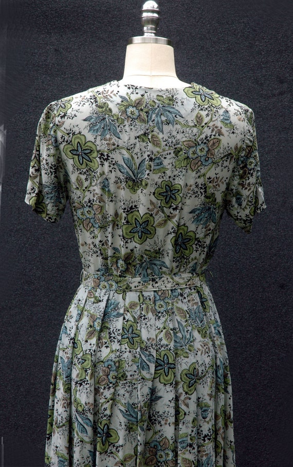 Vintage 1940s Dress Floral Rayon Dress - image 6