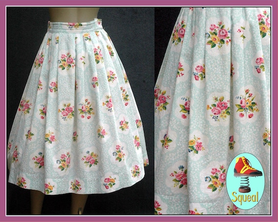 Vintage 1950s Floral Bouquet Print Skirt