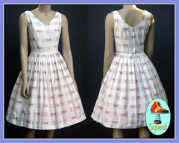 Vintage 1950s Cotton Rose Print Dress (small)
