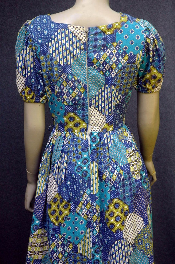 Vintage 1960s Dress Blue Patchwork Print Dress - image 6