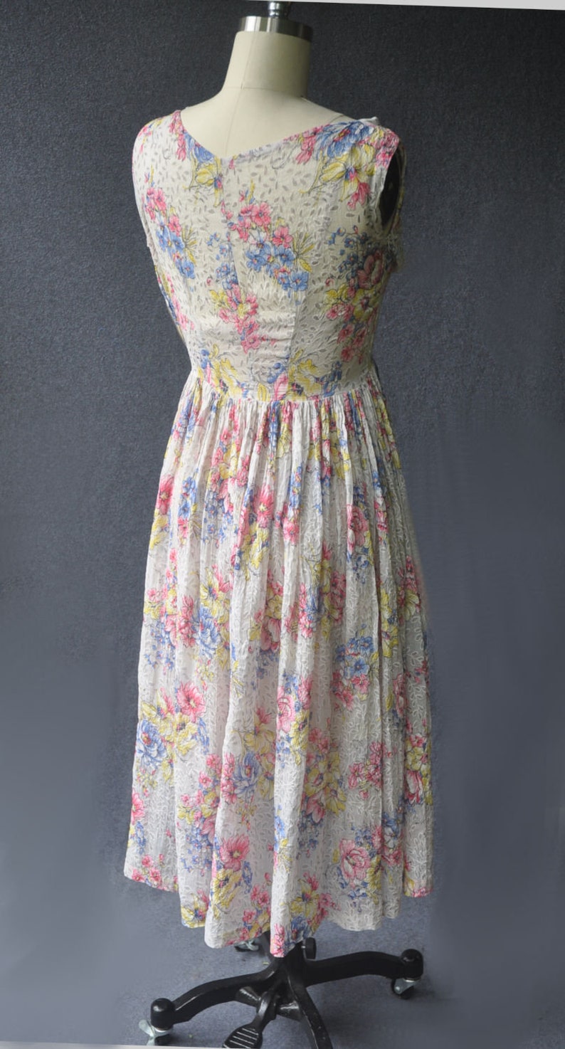 Vintage 1950s Dress Floral Tea Dress image 5