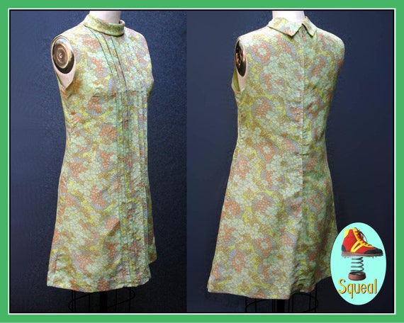 Vintage 1960s -70s Pastel Green Floral Shift Dress