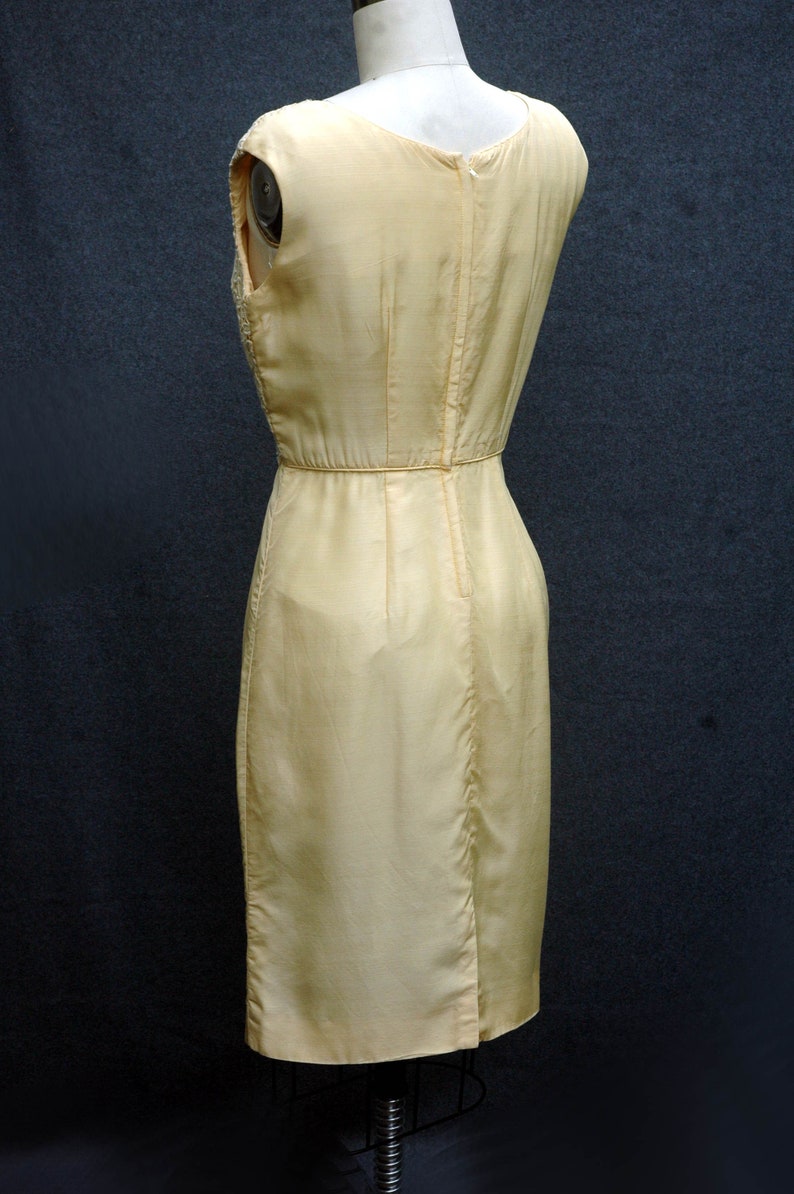 Medium Vintage 50s Pale Lemon Rayon and Lace Dress