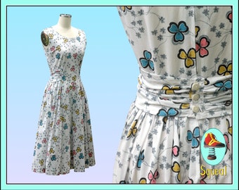 Vintage 1950s Dress Floral Fit and Flare Dress