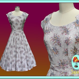 Vintage 1950s Dress Floral bouquet Dress from France