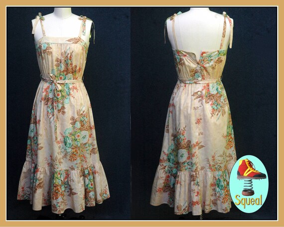 Vintage 1970s Floral Bouquet Cotton Sun Dress