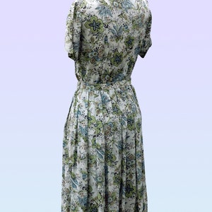 Vintage 1940s Dress Floral Rayon Dress image 3
