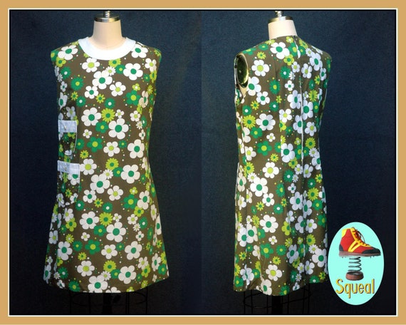 Vintage 1960s Green Flower Power Dress