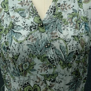 Vintage 1940s Dress Floral Rayon Dress image 8