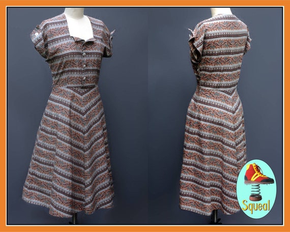 Vintage paisley 1940s - 50s button front dress