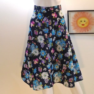 Vintage 70s Light & Floaty Floral Skirt