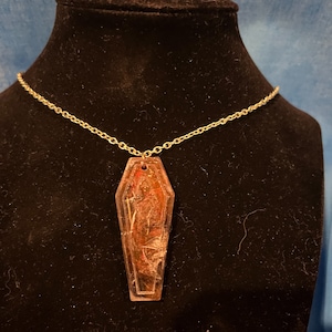 Collier cercueil