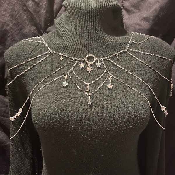 Star shoulder chain