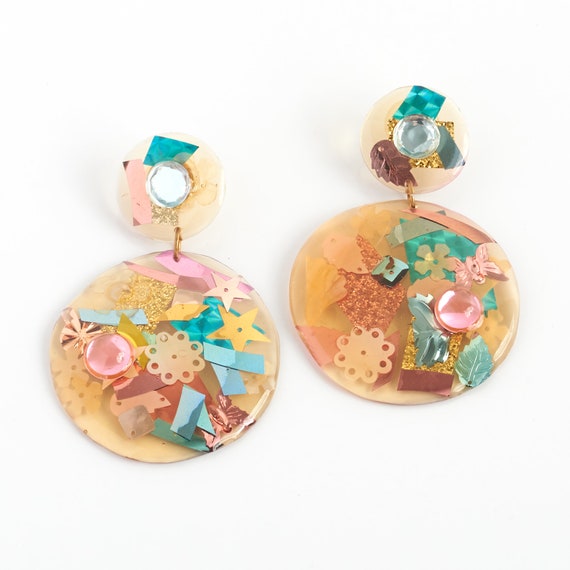 Conceits 1980's Applique Vintage Lucite Earrings - image 1