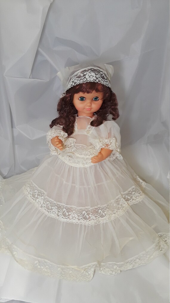 the musical bride doll