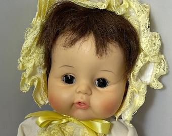 Vintage Madame Alexander Baby Doll 14" Tall 1965