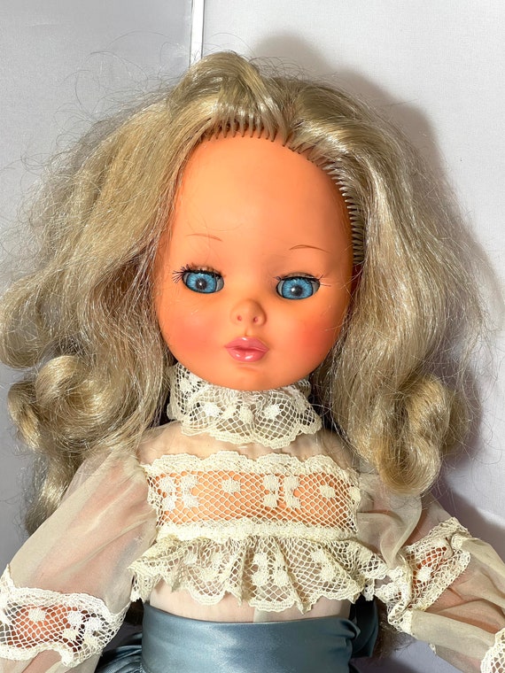 Vintage furga doll hotsell