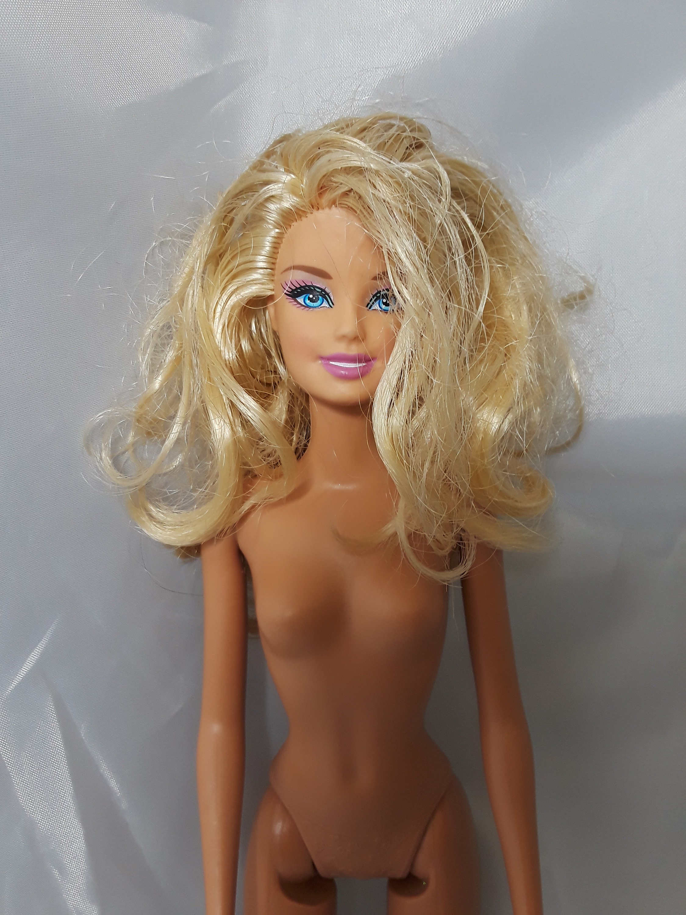 Barbie Mattel Poupée Articulé Genoux 12 De Haut -  France