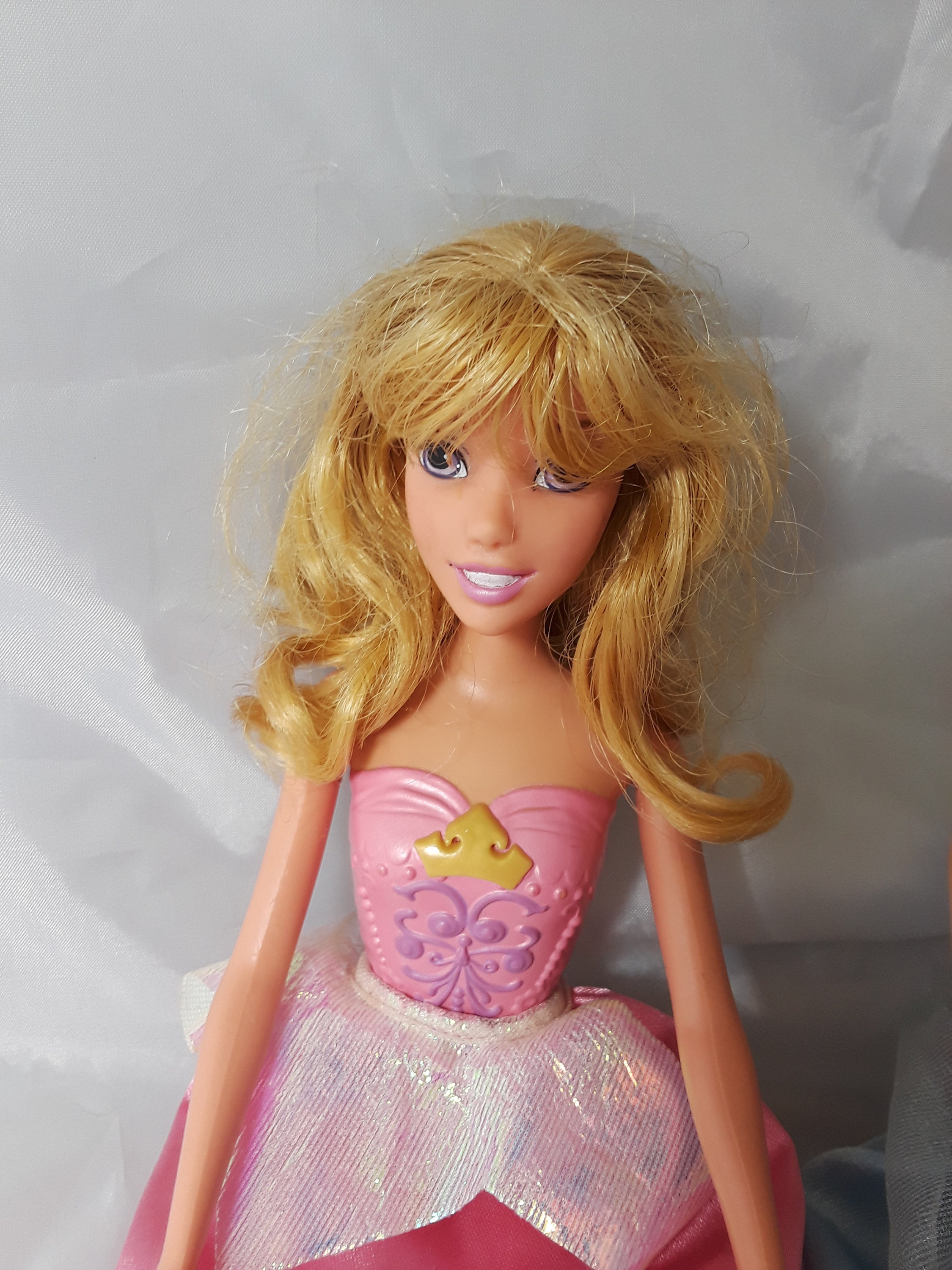 Big princess dolls hotsell