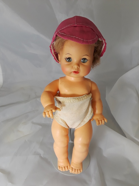 drink and wet doll