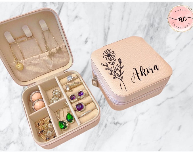 Travel Jewelry Box, Bridesmaid Gift,Personalized small jewelry organizer for Women,Gift for Her,Bridal Party Gift,Birth Flower Leather case.