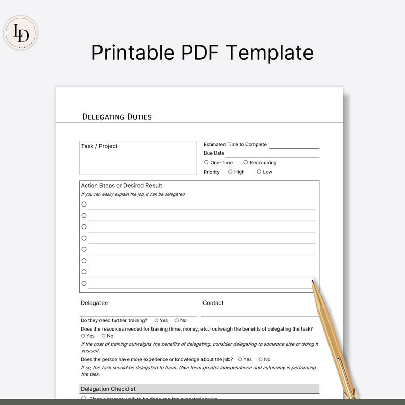 K&ouml;nnte beinhalten: Eine druckbare PDF-Vorlage zur Delegation von Aufgaben. Die Vorlage enth&auml;lt Abschnitte f&uuml;r Aufgabe/Projekt, Handlungsschritte oder gew&uuml;nschtes Ergebnis, gesch&auml;tzte Zeit f&uuml;r die Fertigstellung, F&auml;lligkeitstermin, Priorit&auml;t, Delegierten, Kontakt und eine Delegations-Checkliste.