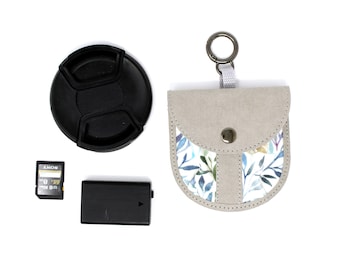 Photo accessories - lens cap, battery and memory card pocket, eco, vegan and sustainable