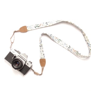 Camera Strap, camera strap with leaves + brown, 25 mm wide, camera strap for all cameras, Canon, Nikon, camera accessories,
