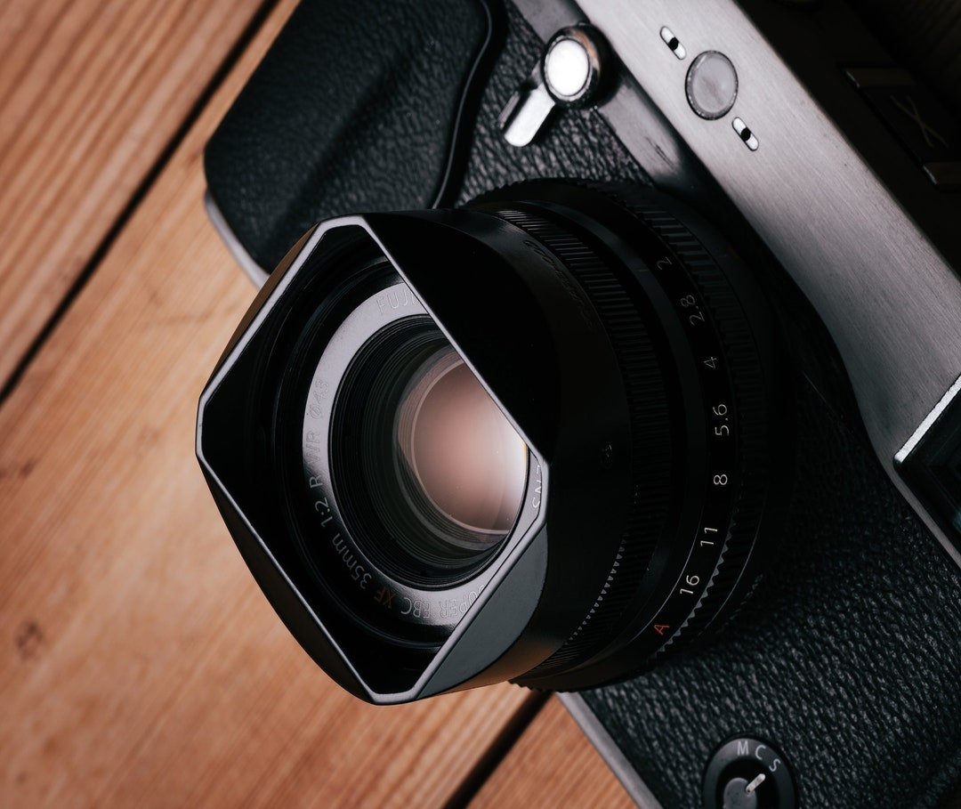 Squarehood for Fujinon XF 23mm F2 XF 35mm F2 Black Our Silver