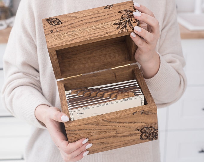 Caja de recetas personalizada con divisores con tarjetas de recetas 4x6, caja de recetas de madera grabada